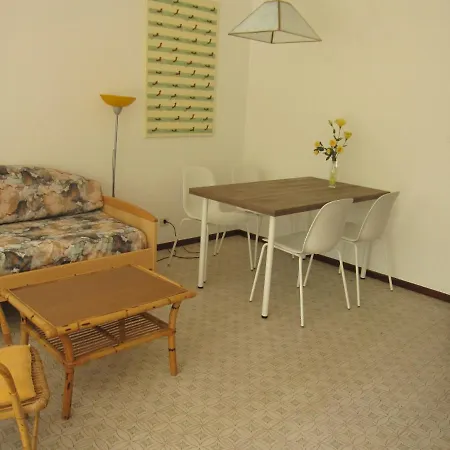 Appartamento Ritz Grado Exterior foto
